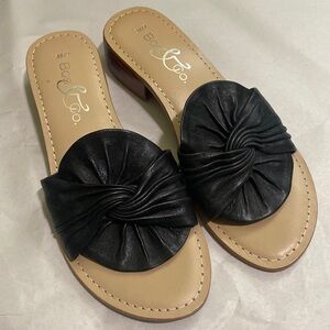 Bos. & Co. Nova Black Leather Slide Low Heel Sandal 38/7
